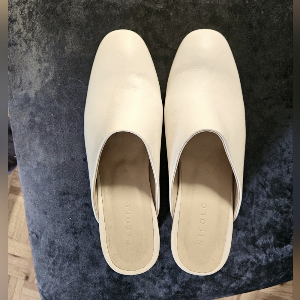 Nisolo Mules